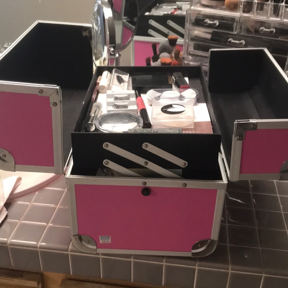 Makeup Case - image 2